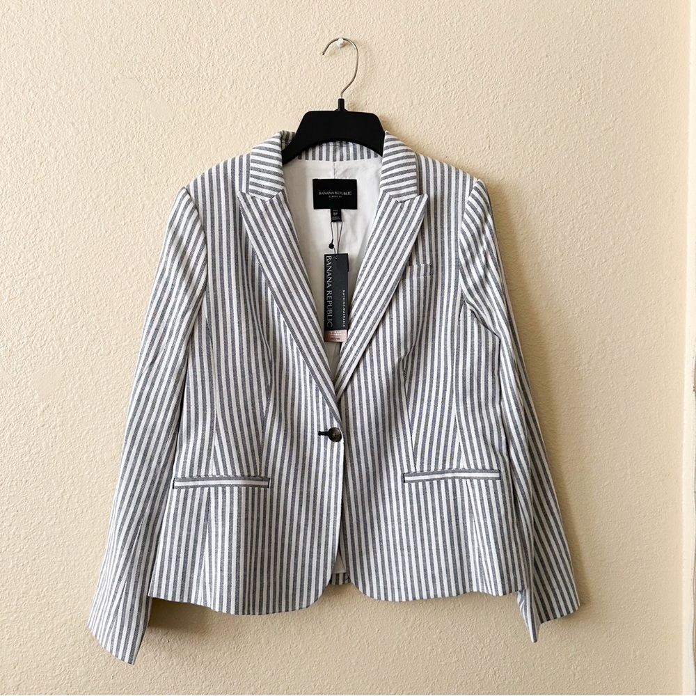 Banana Republic Women’s Navy and White Striped Blazer